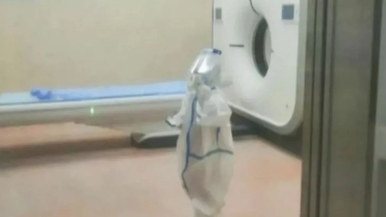 Çin'de dünyayı sarsan görüntü! 4 yaşında tecrite