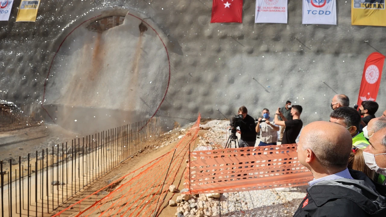 Türkiye'de ilk olacak! Dev projede ışık göründü