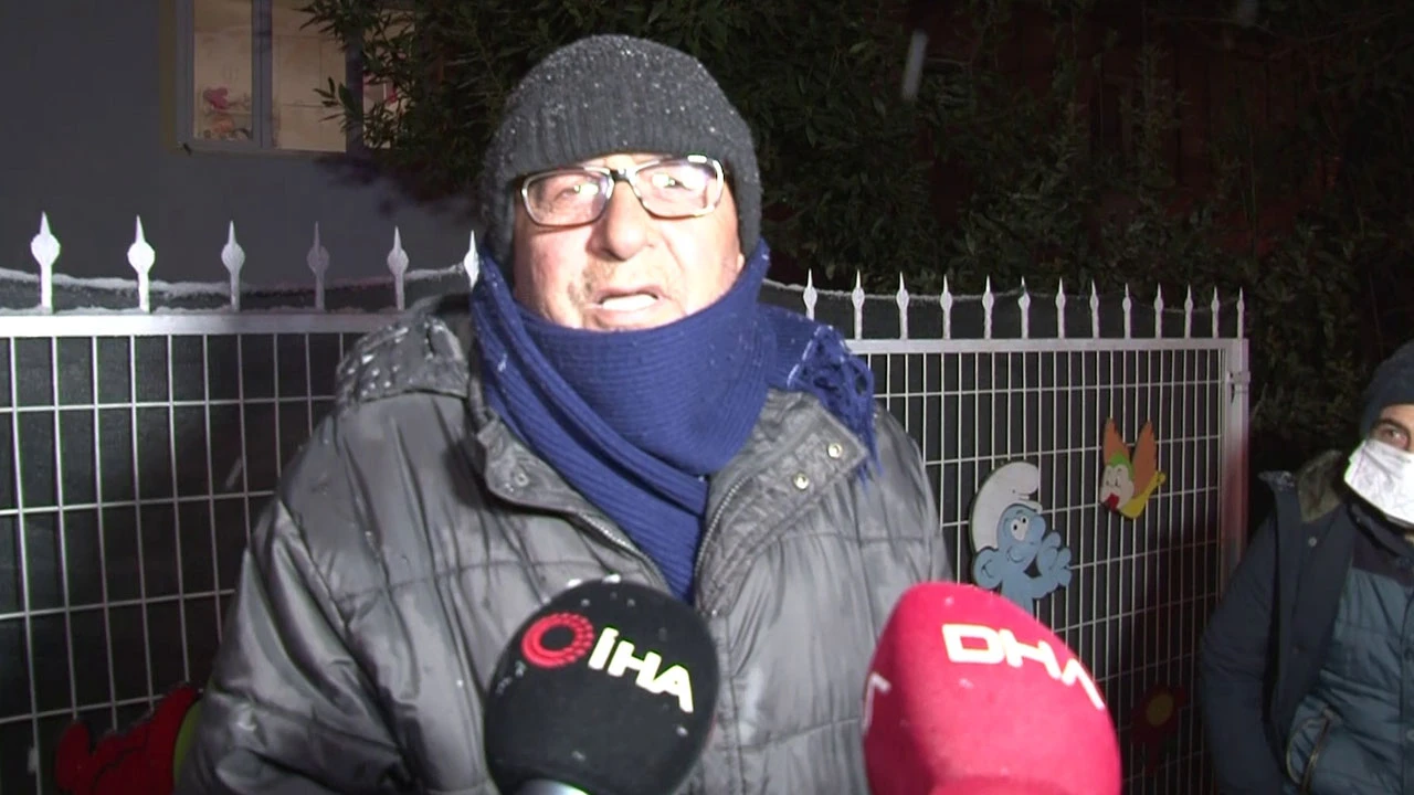 Üsküdar’da yangın! Çatıda mahsur kaldı