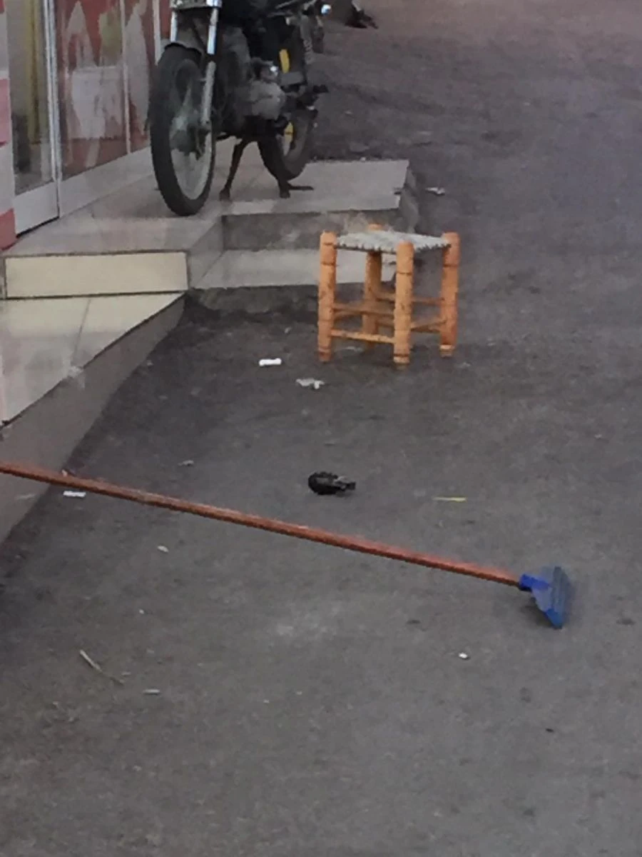 El bombasının motosikletten düştüğü anlar...