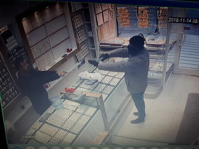 İşte o an! Soyguncu bunu hiç beklemiyordu