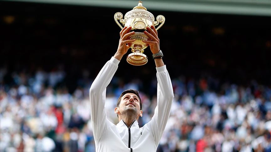 Tarihe geçen finali Novak Djokovic kazandı