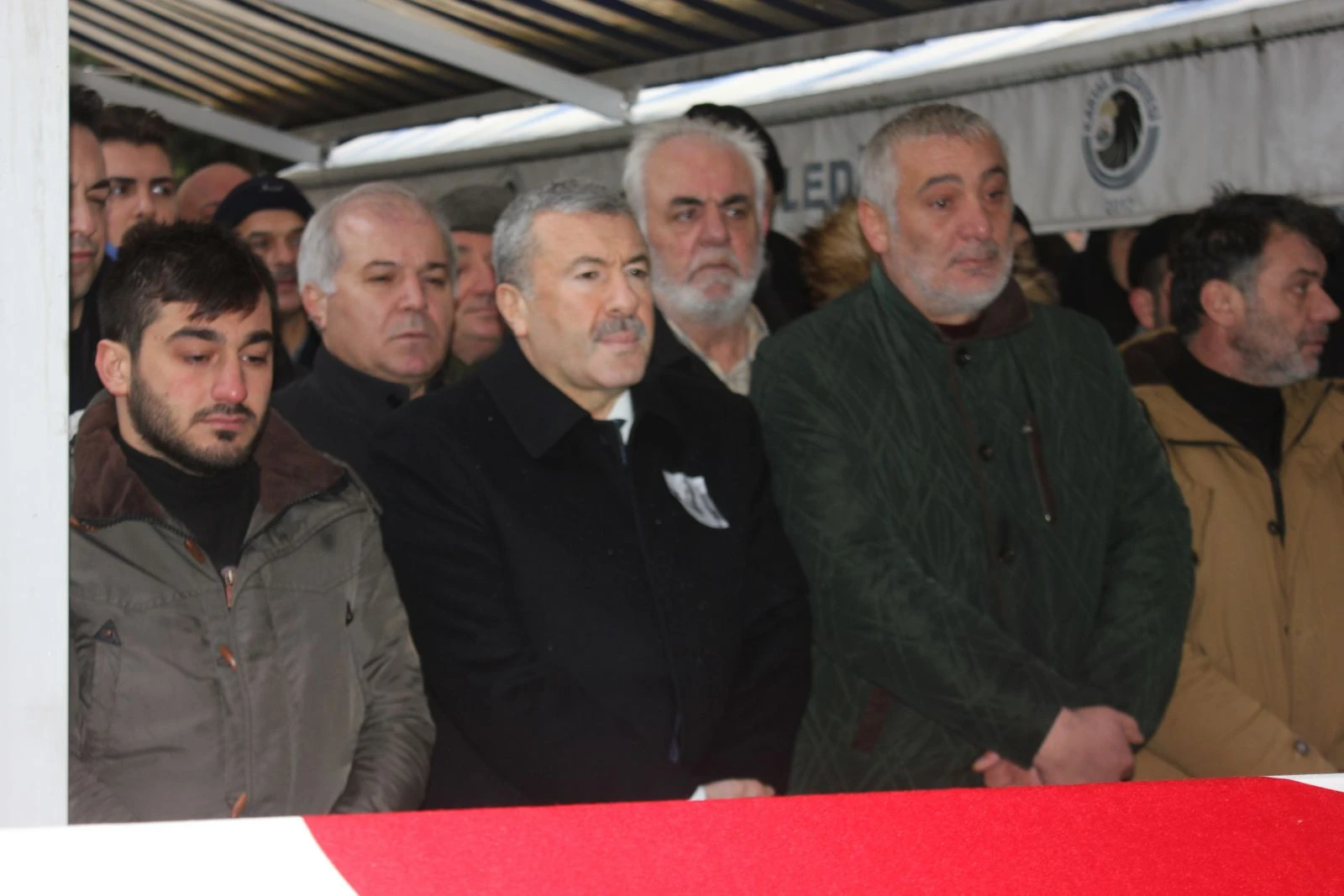 Görevi başında kalp krizi geçiren polise son görev