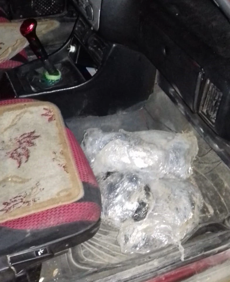 Elazığ'da 4 kilo esrarla yakalanan 2 şüpheli tutuklandı