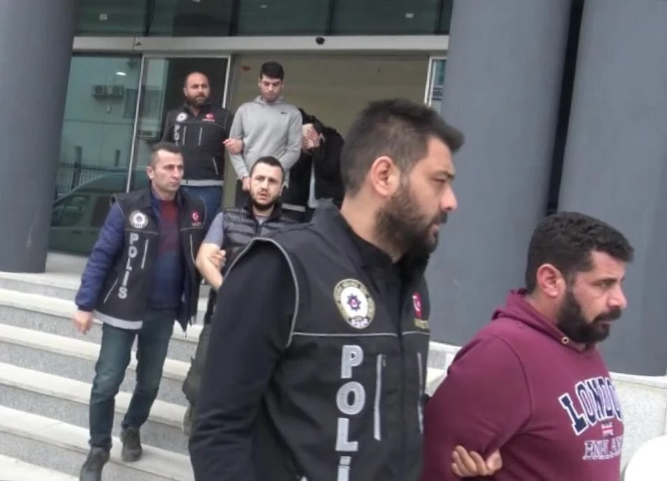 Bursa polisinden zehir tacirlerine darbe