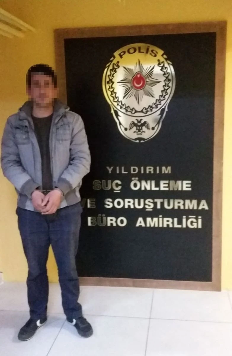 Alkol alan arkadaşını bıçakladı