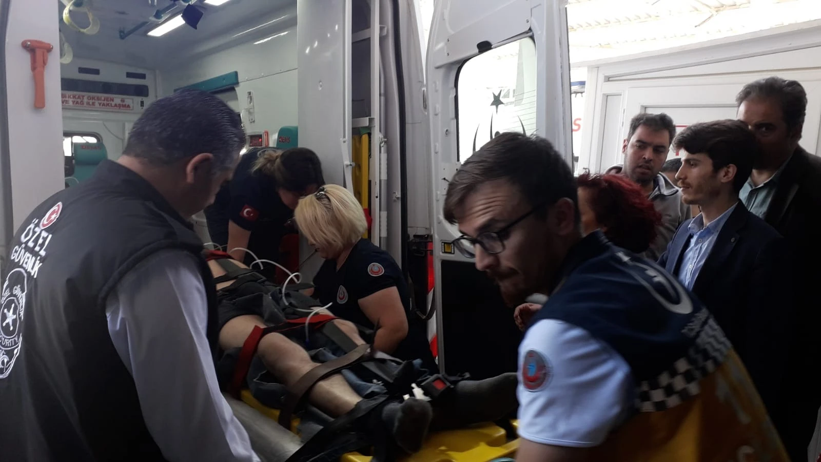 Fabrika inşaatında görülmez kaza; 1 işçi yaralandı