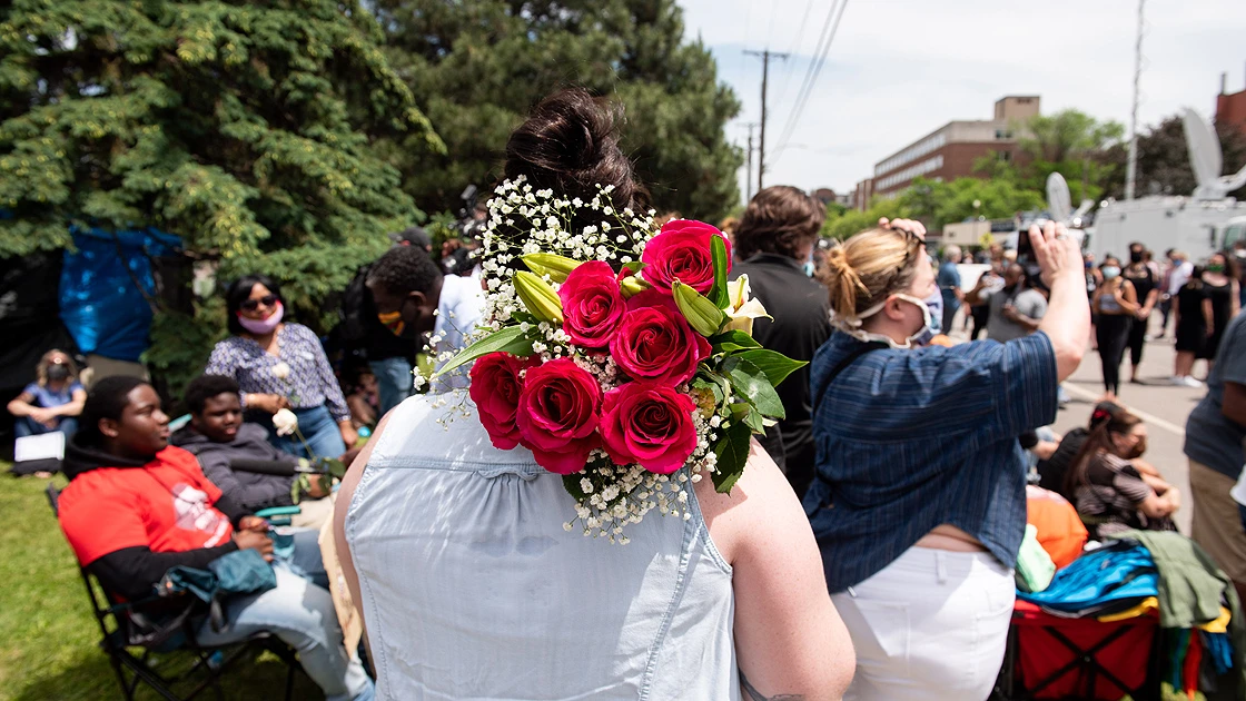 George Floyd için ilk cenaze töreni Minneapolis'te düzenlendi