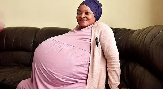 10 bebek doğurarak dünya rekoru kırdı