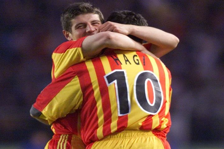 Her yıl adetten tekrarlanan "Hagi mi Alex mi?" sorusuna Emre Belözoğlu'ndan cevap