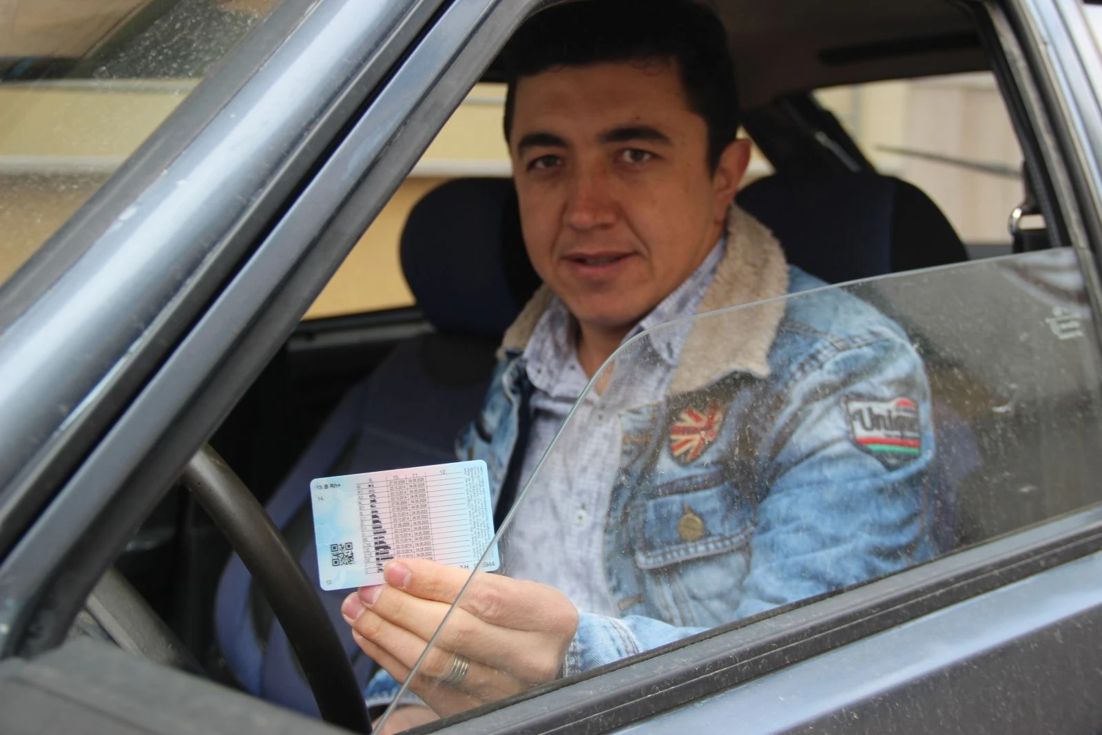 Çocuklukta hayalini kurdu, 31 sınıf ehliyet aldı