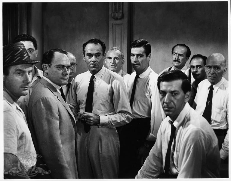 12 Angry Men (12 Öfkeli Adam)