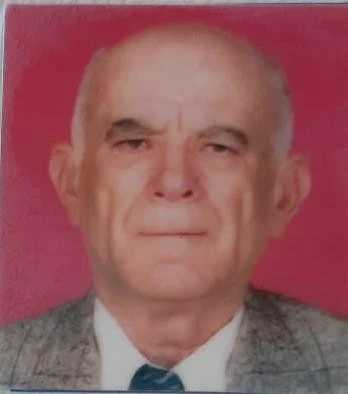 Emekli öğretmen evinde ölü bulundu