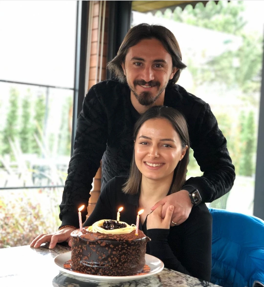 Hamile eşi koronaya yakalanan Recep Niyaz'ın acı günü