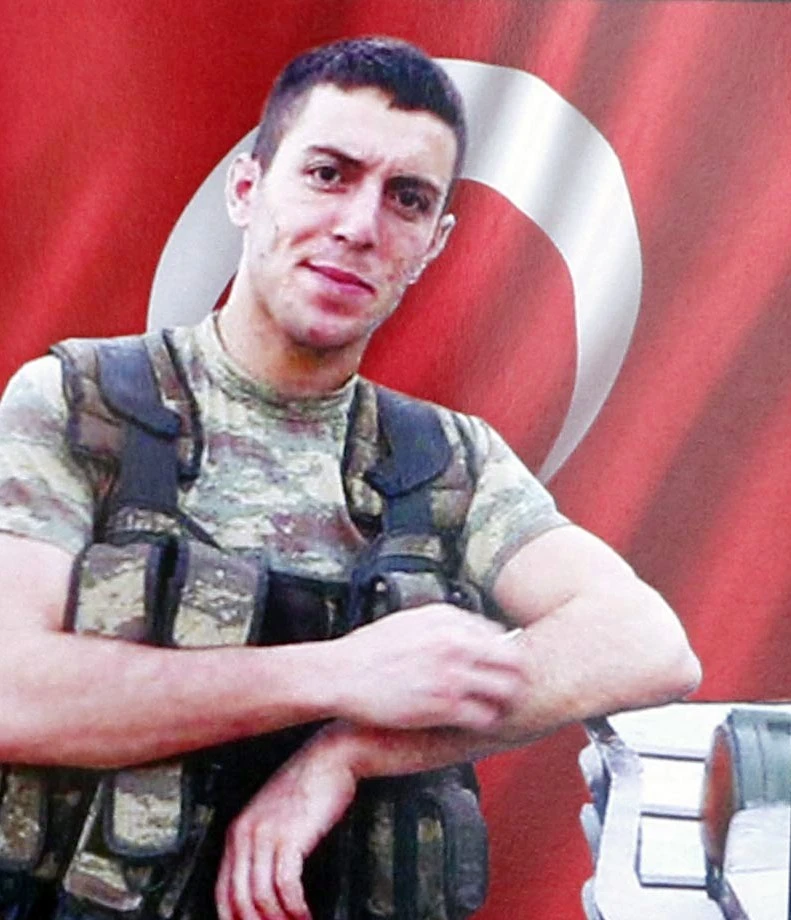 Şehit babası: 'Duydum ki oğlumun kanı yerde kalmamış, biz bunların üstesinden geliriz'