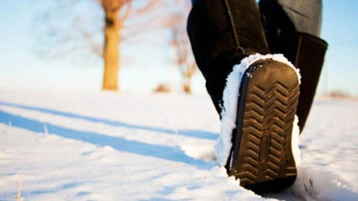 Karlı ve Buzlu Zeminde Düşmeden Nasıl Yürünür?
