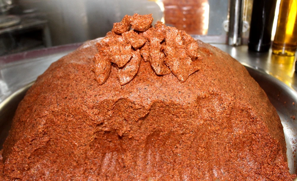 Çiğ köfte hangi şehre ait ? Tartışma büyüyor