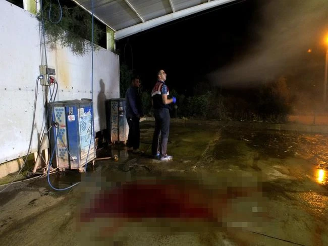 Tazyikli su boğazını deldi