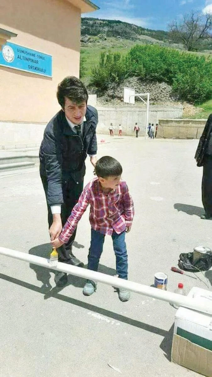 Necmettin öğretmenin yürek burkan hikayesi