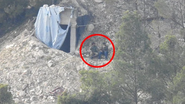 En net görüntüleri! İşte kritik dağdaki teröristler...