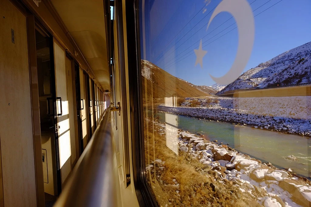 Van Gölü Ekspresi’ne İlgi Büyük! (Van Gölü Ekspresi Bileti)