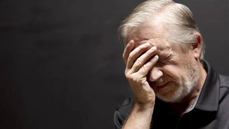 Alzheimer Hastalığı Nedir? Alzheimer Hastalığının İlk Belirtileri Nelerdir?