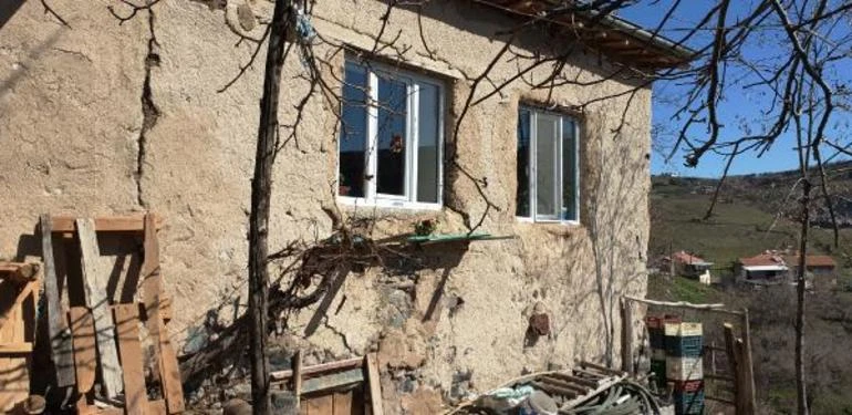 Malatya'da depremde hasar gören binalar yıkılacak