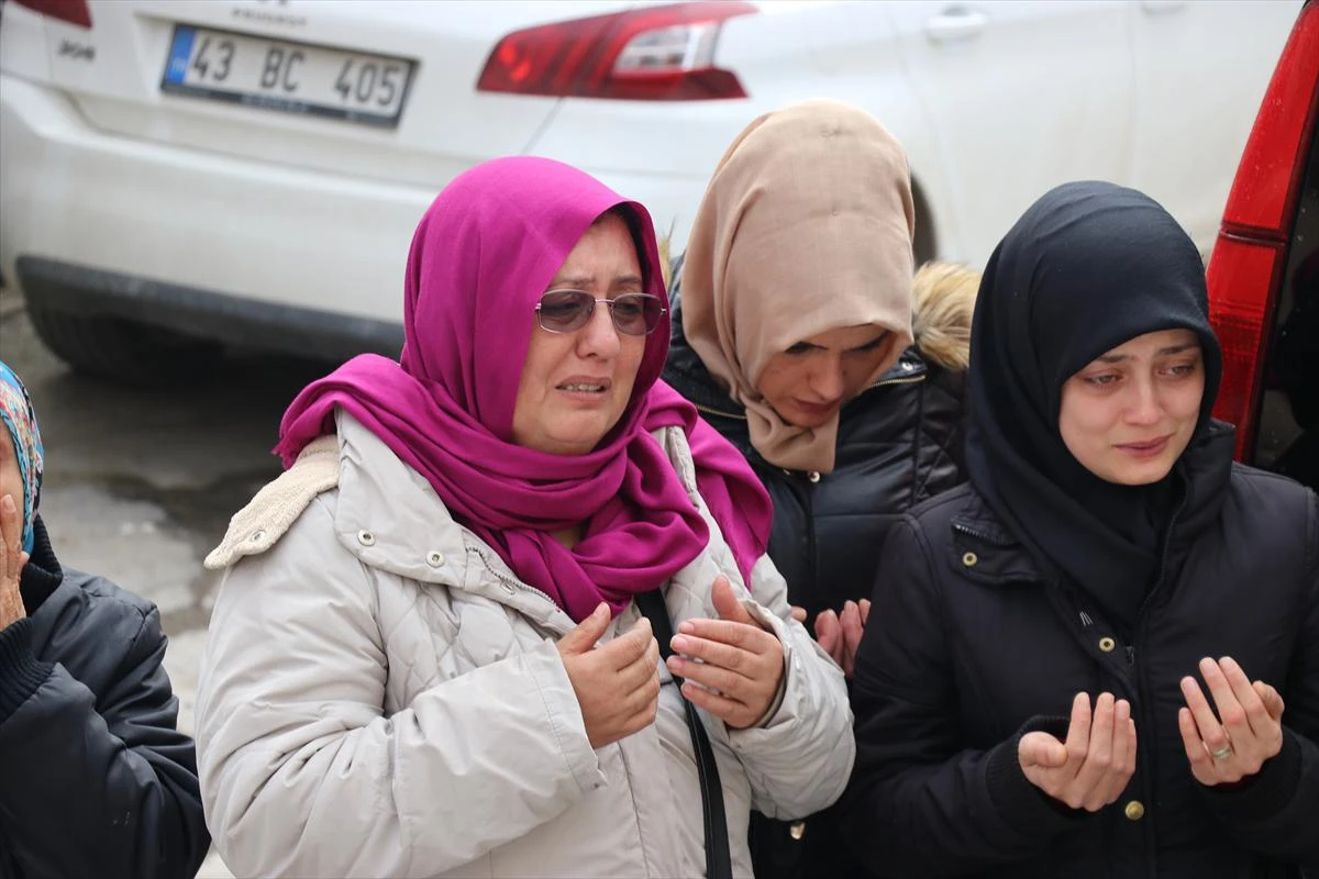 Gölette boğulan iki kardeş toprağa verildi