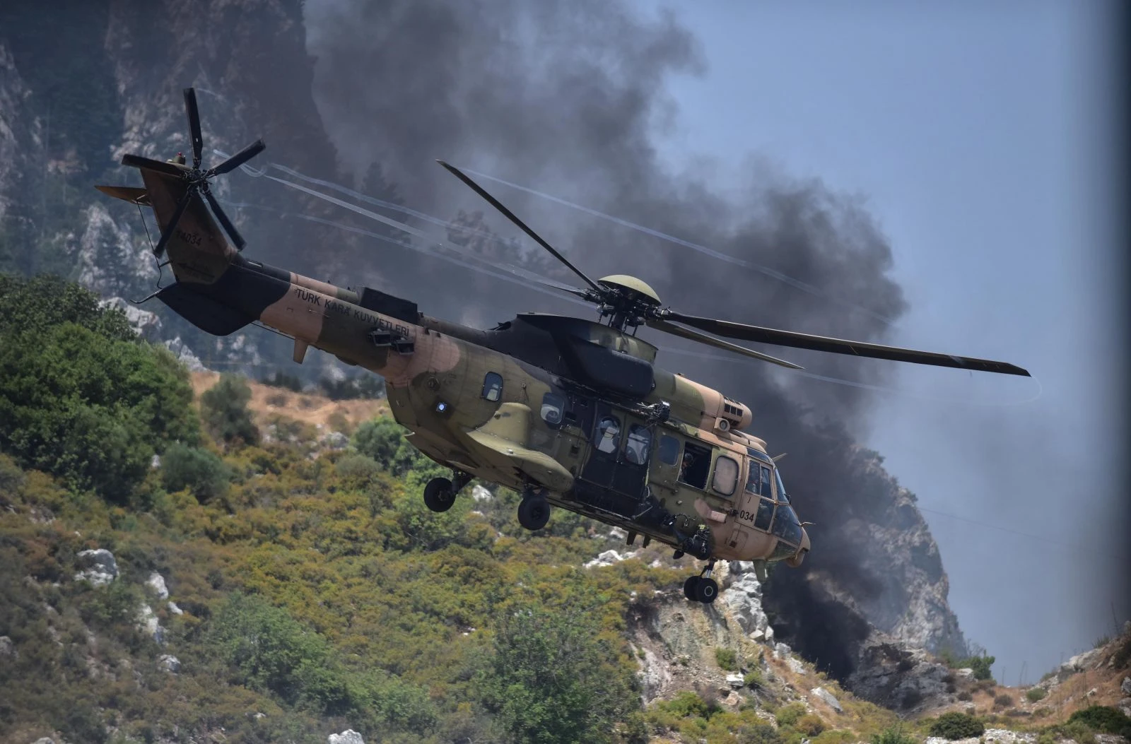 Türkiye ve KKTC'den nefes kesen tatbikat