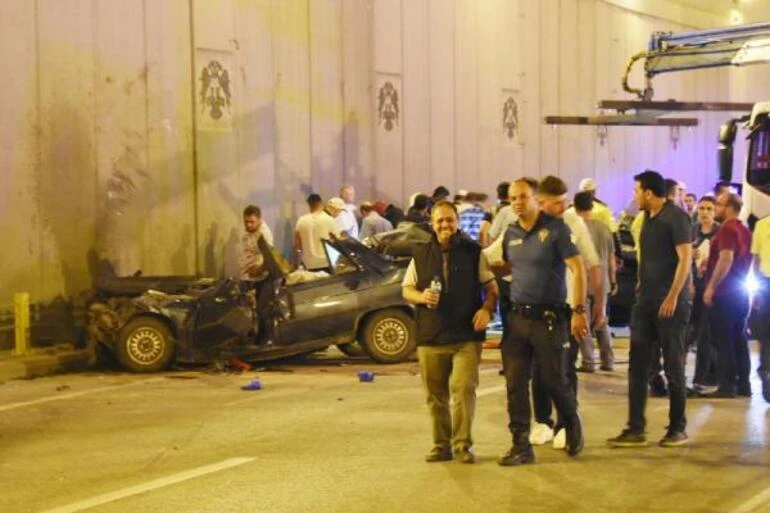 7 kişinin öldüğü kazada yaşlı çift düğünden dönüyormuş!