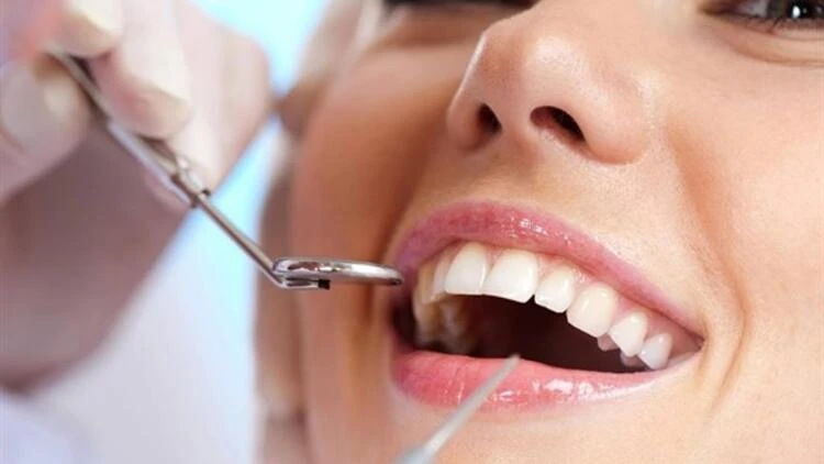 Nefesin kokması neden olur?  Ağız kokusu nasıl giderilir?