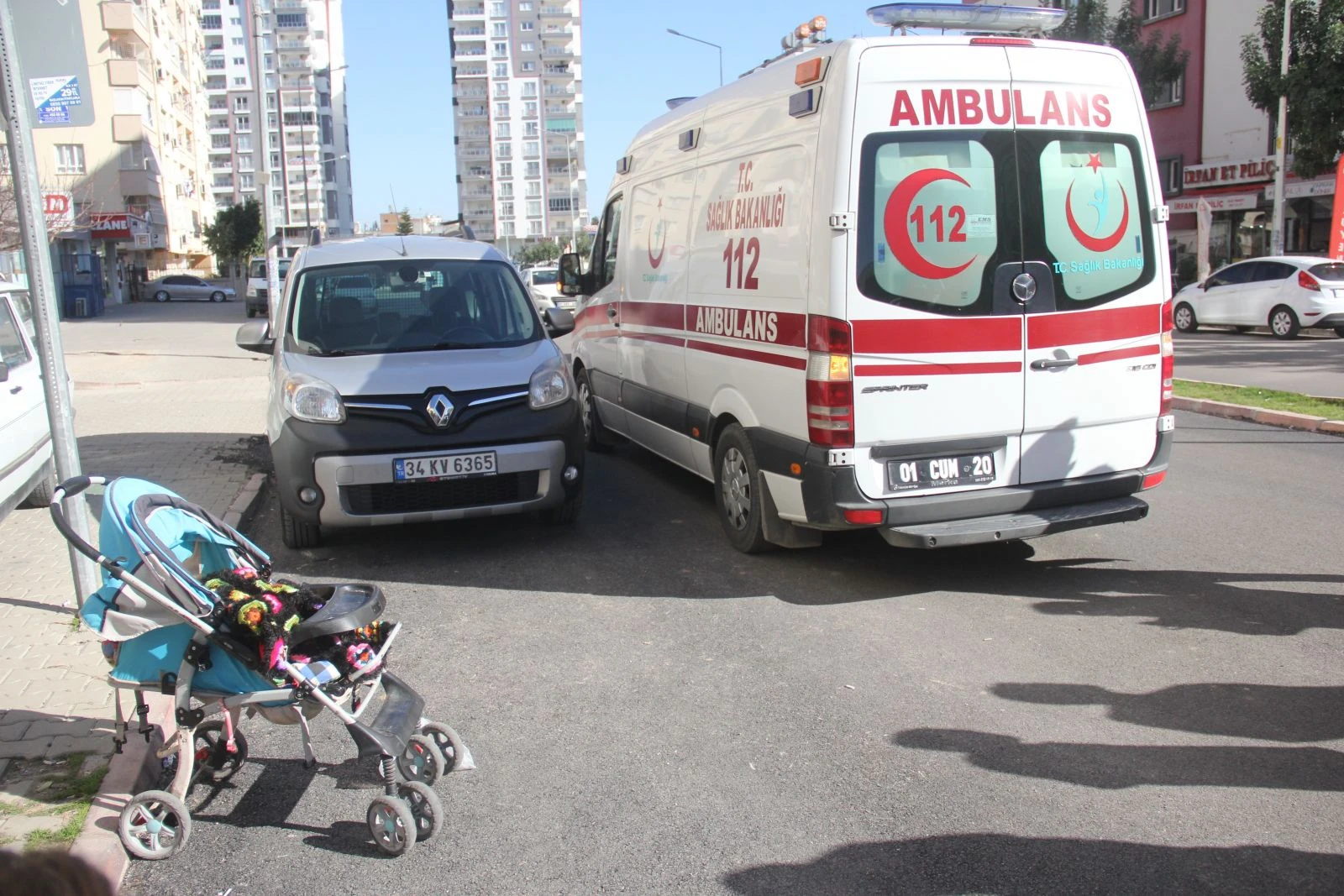 3 yaşındaki kız çocuğu dolmuşta annesinin kucağında öldü