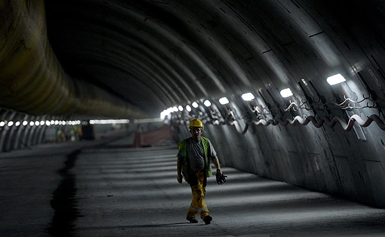 7 ayda 3 dev proje hizmete girecek