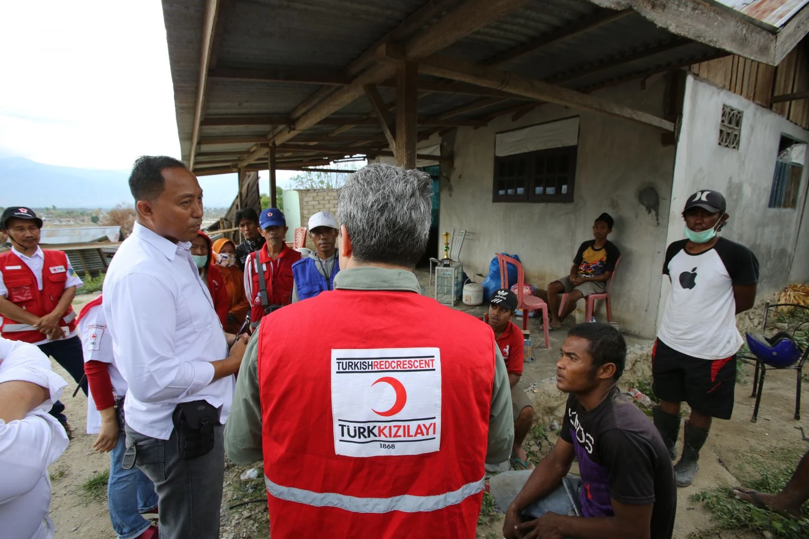 Endonezya’daki depremde ölü sayısı artıyor!
