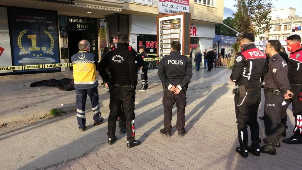 İki gün önce ikna edilmişti bu kez 9. kattan atladı