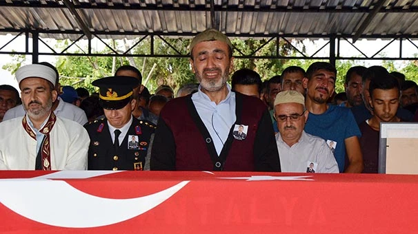 Sözün bittiği an! İmamın en zor cenaze namazı