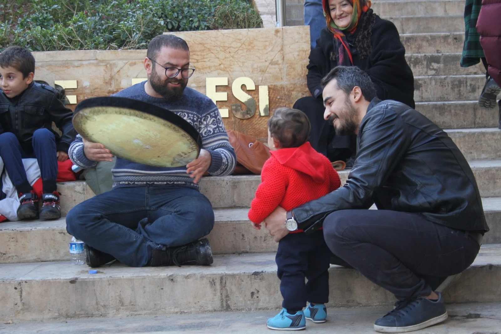 Terini silen sokak çocuğu hayatını değiştirdi