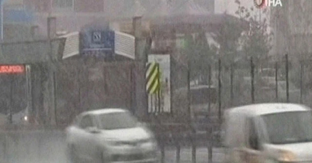 İstanbul'da kar yağışı başladı