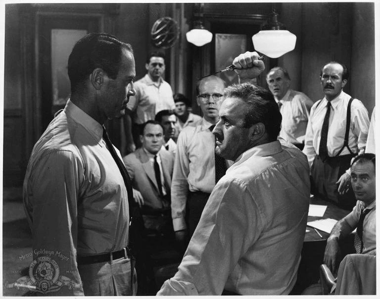 12 Angry Men (12 Öfkeli Adam)
