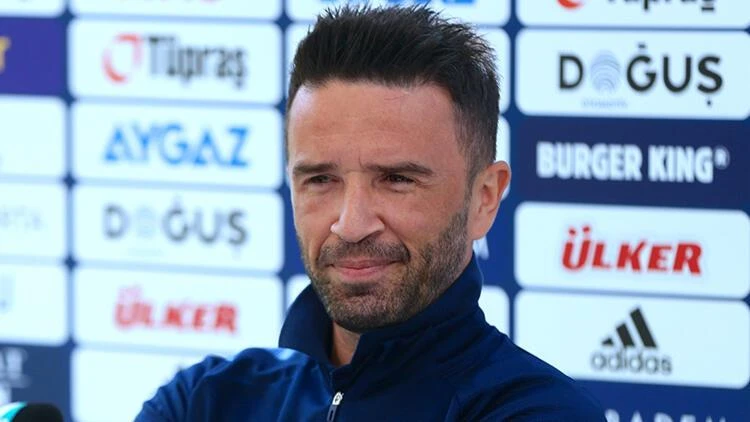 Milli futbolcu Gökhan Gönül'e kardeş şoku: Yurtta büyüdüm, beni kabul etmiyorlar