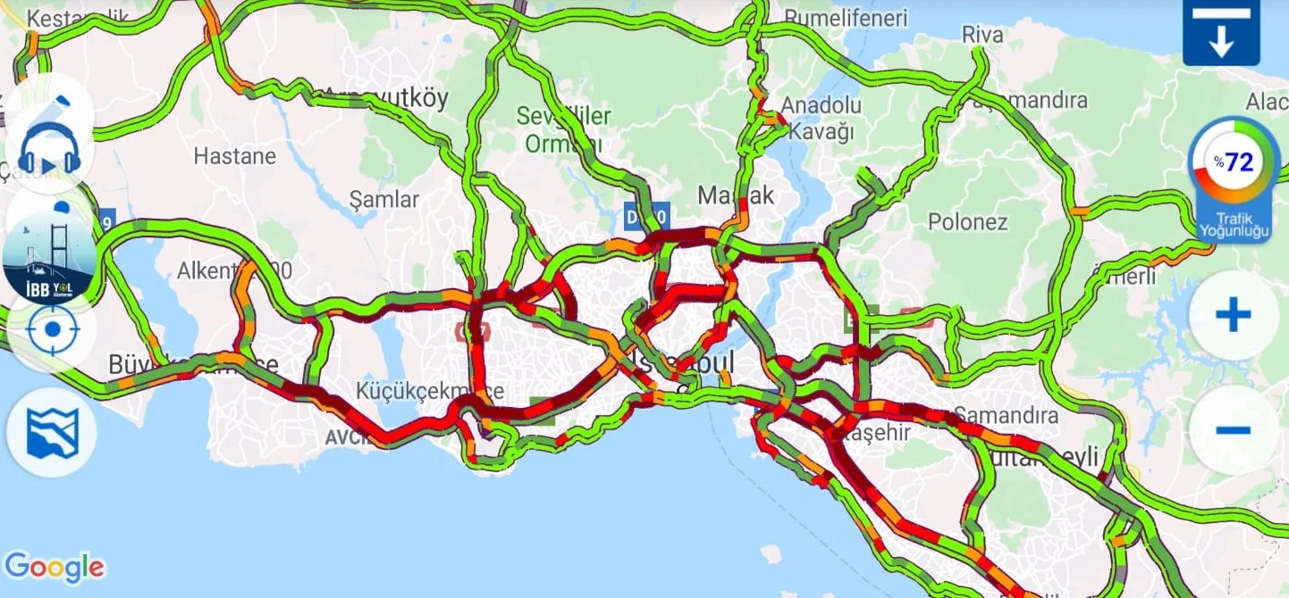 İstanbul'da ilk ara tatil ve mesai bitimiyle E-5 karayolunda yoğun trafik (15 Kasım 2019)