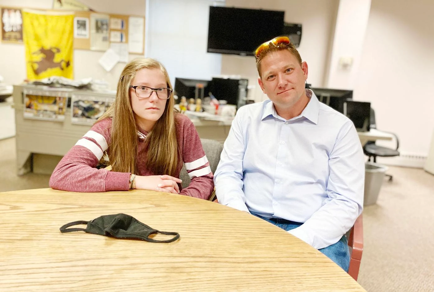 Okulda maske takmadığı için başına gelmeyen kalmadı! En sonunda tutuklandı!