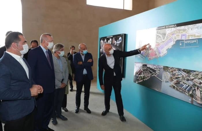 Cumhurbaşkanı Erdoğan, Tersane İstanbul'da incelemelerde bulundu