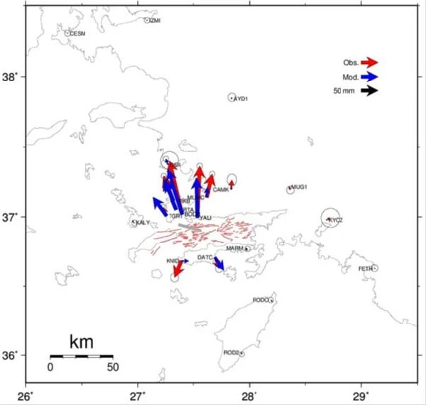 Bodrum'da deniz tabanı yırtıldı