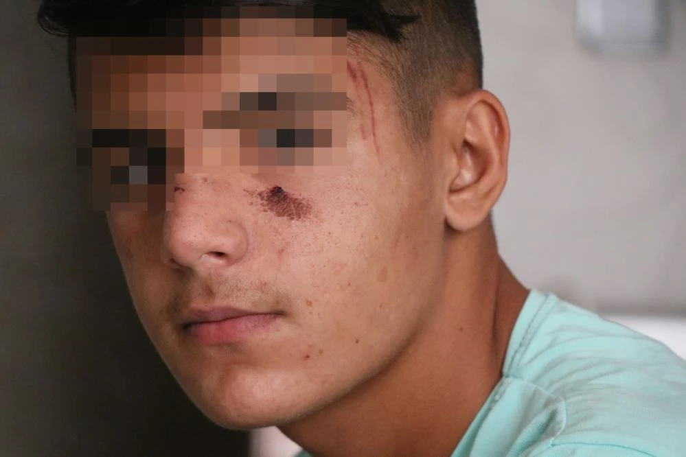 Kız kardeşinin çektiği videoda gördü, öldüresiye dövdü