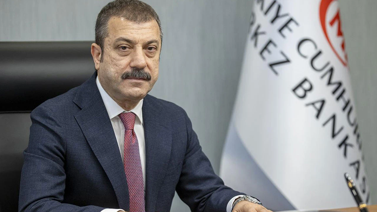 Yeni 20 TL’lik banknotlar kullanıma giriyor! TCMB Başkanı Şahap Kavcıoğlu ve Başkan Yardımcısı Emrah Şener'in imzası olacak