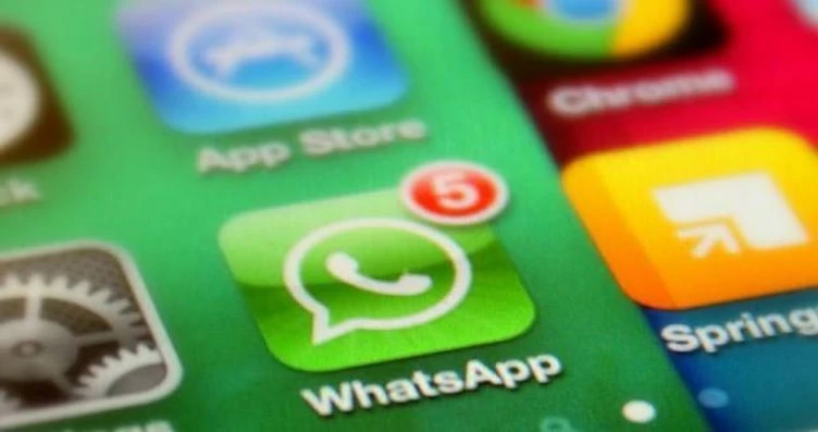 Whatsappla görüntülü 8 kişi konuşma