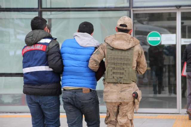 Sosyal medyada terör propagandası yapan asker tutuklandı