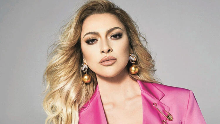 Demet Akalın'dan beklenmedik Hadise paylaşımı! Hayranları şoke oldu