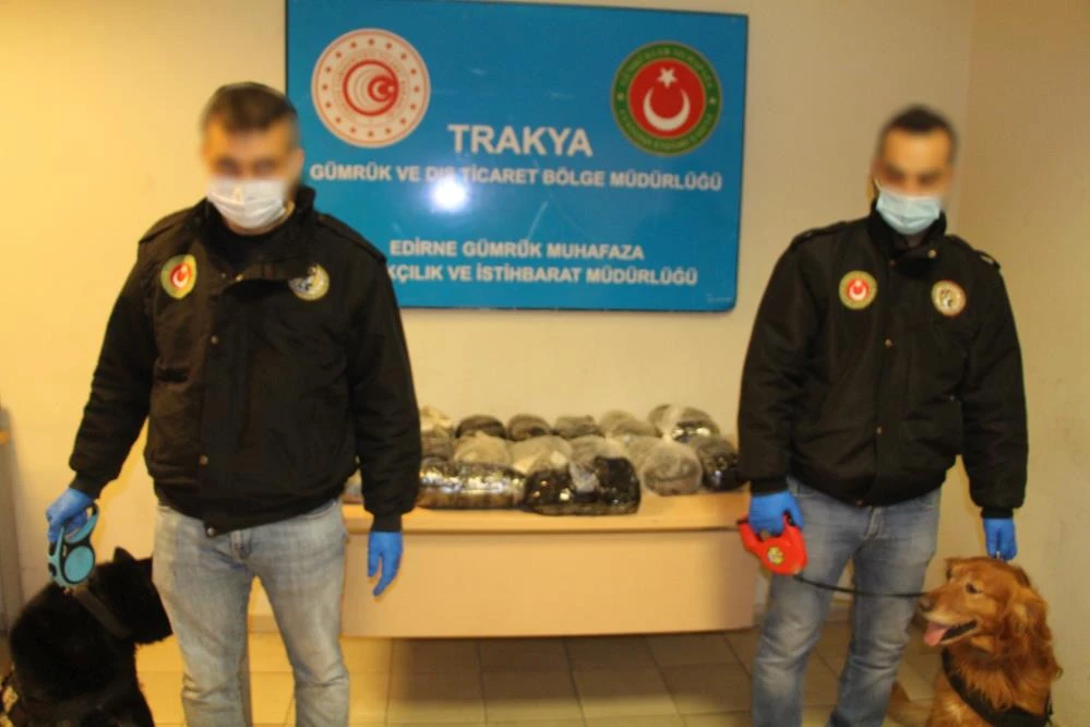 Ticaret Bakanlığı Gümrük Muhafaza ekiplerinden operasyon